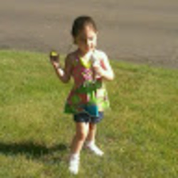 Meet your Posher, Isabella - Picture 1 of 1